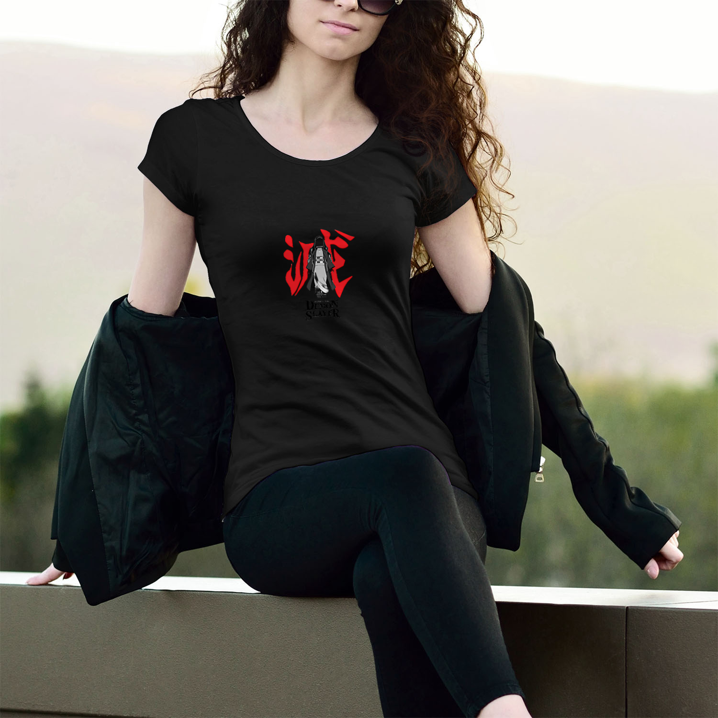 T-shirt Donna Pilastri Demon Slayer – Abbigliamento Streetwear per Otaku